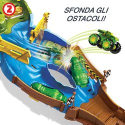 Hot Wheels - Torneo dei Titani Playset con Monster Truck Bigfoot e Gunkster per sfide a testa a testa, passa sul ponte innesca "l'esplosione", Giocattolo per Bambini 4+ Anni, HGV12